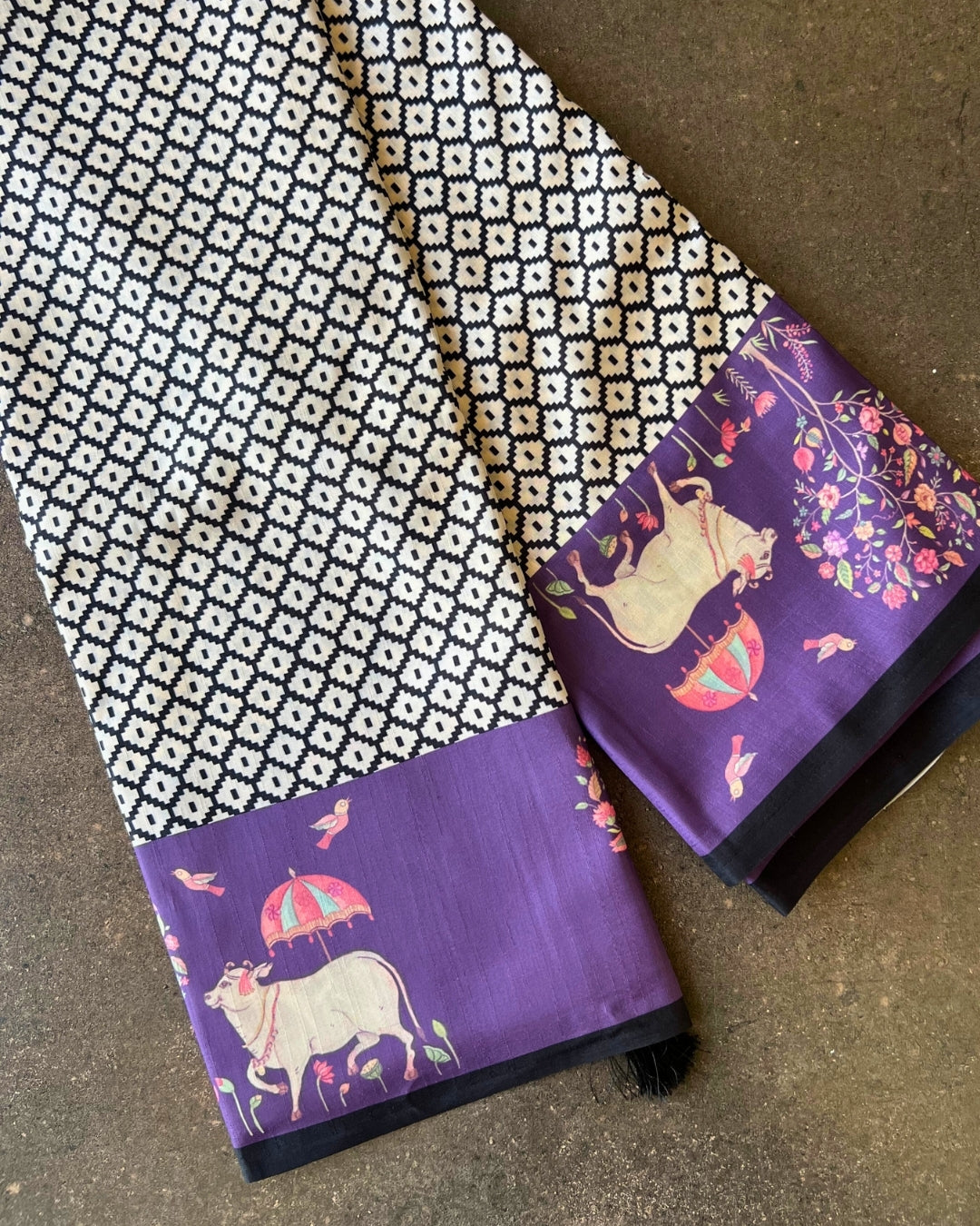 Amethyst Grid Pichhawai Saree