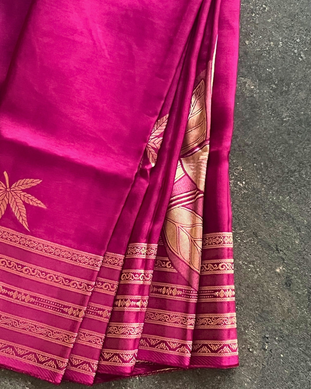 Rani Gul Dola Silk Saree