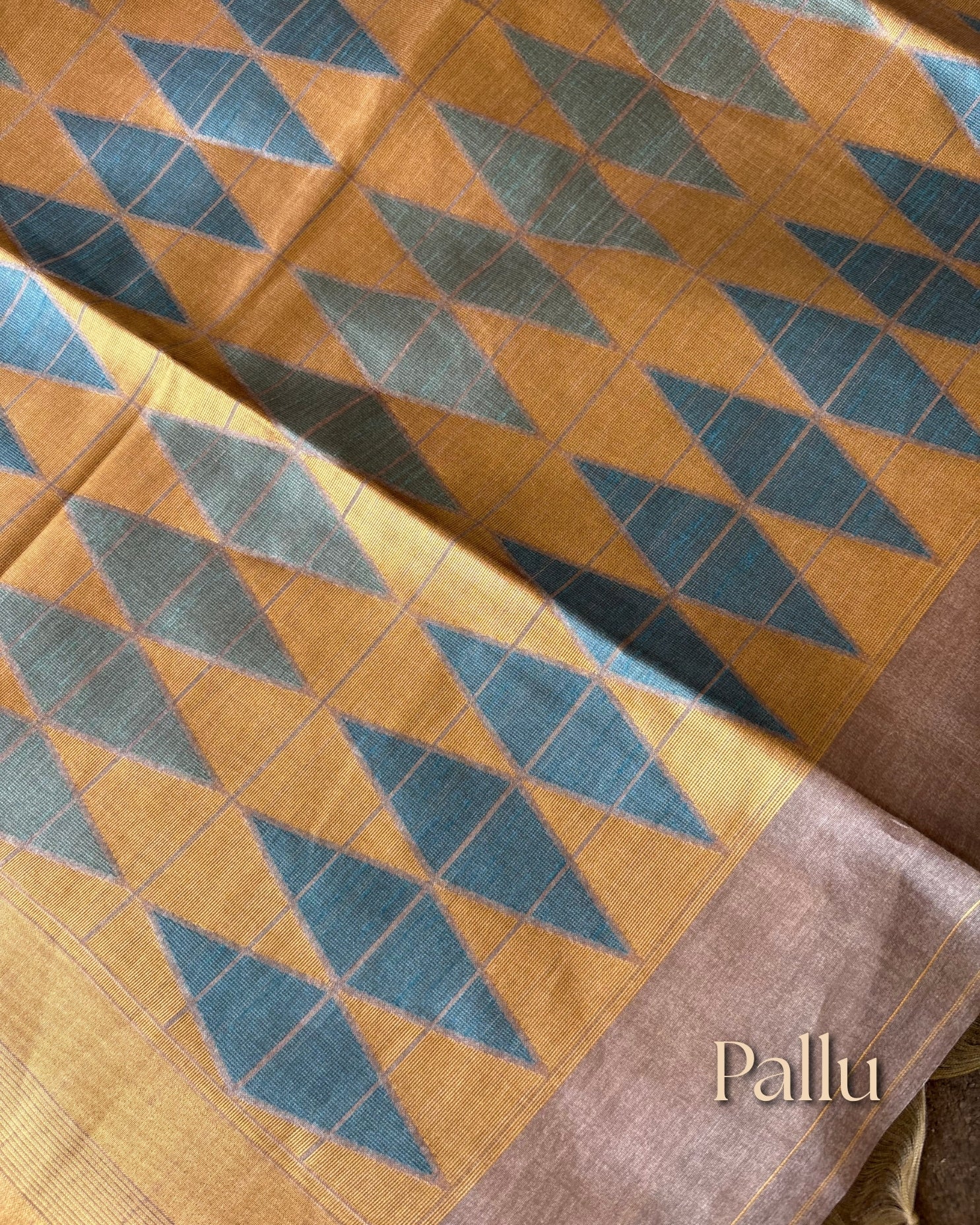 Dhaara Copper-Weave Art Dupion Saree